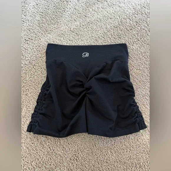 Bombshell Sportswear CONTOUR TOGGLE SHORTS - Picture 3 of 8